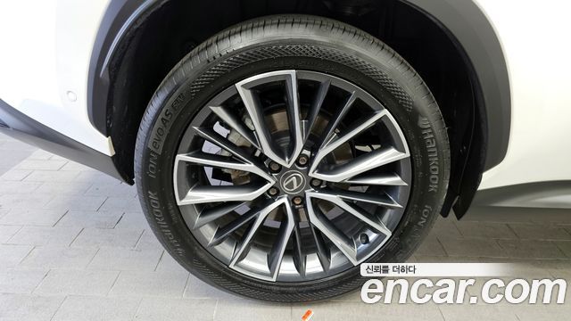 Lexus NX 2024 — photo 5