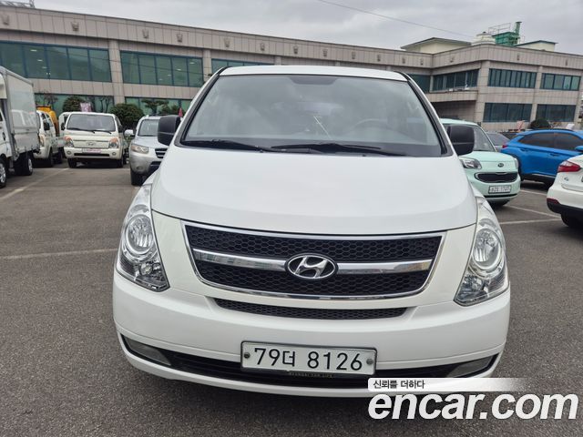 Hyundai Starex 2015 — photo 2