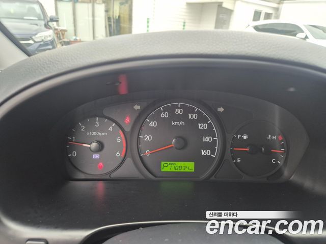 Hyundai Starex 2015 — photo 13