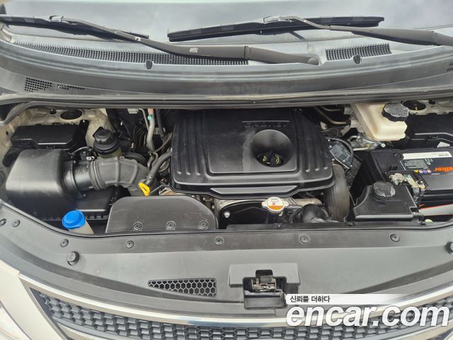 Hyundai Starex 2015 — photo 17
