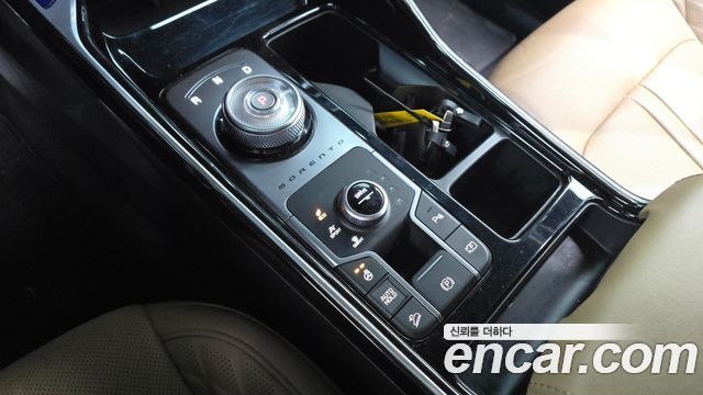 Kia Sorento 2024 — photo 9