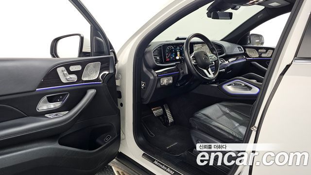 Mercedes-Benz GLE-Class 2023 — photo 10