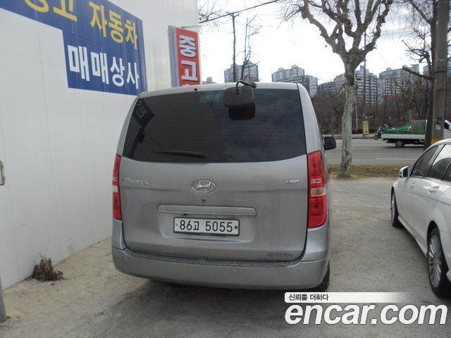 Hyundai Starex 2015 — photo 2