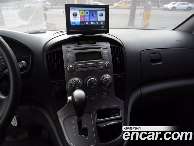Hyundai Starex 2015 — photo 4
