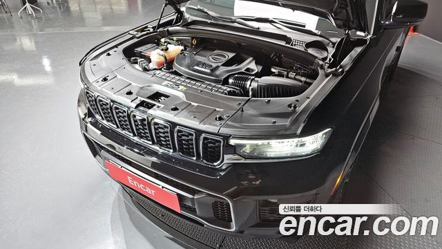 Jeep Cherokee 2023 — photo 6