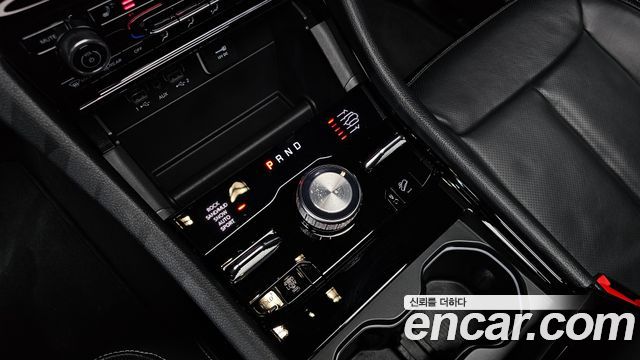 Jeep Cherokee 2023 — photo 9