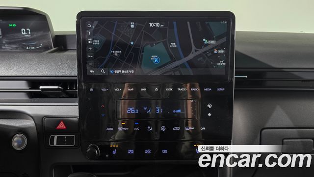 Hyundai Staria 2024 — photo 14