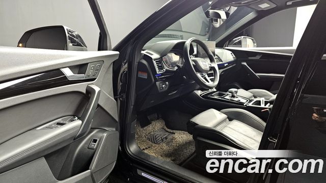 Audi Q5 2021 — photo 12