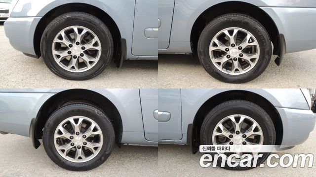Kia Canival 2013 — photo 19
