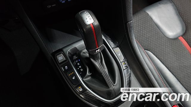 Hyundai Veloster 2018 — photo 9