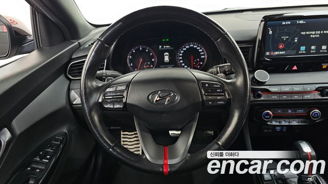 Hyundai Veloster 2018 — photo 13