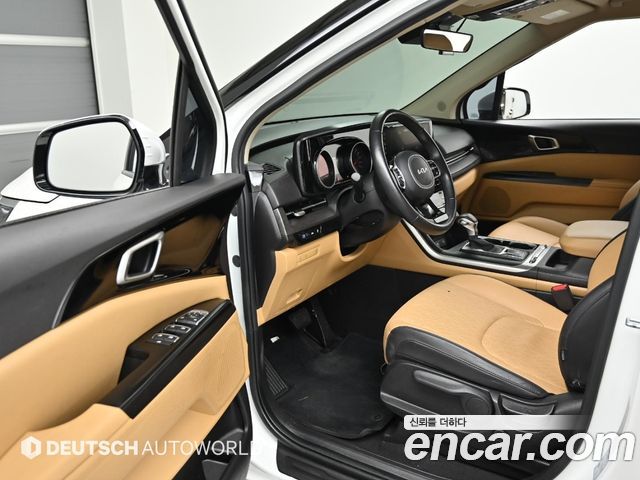 Kia Canival 2022 — photo 14