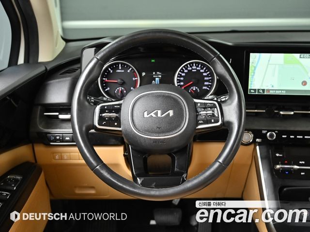 Kia Canival 2022 — photo 17