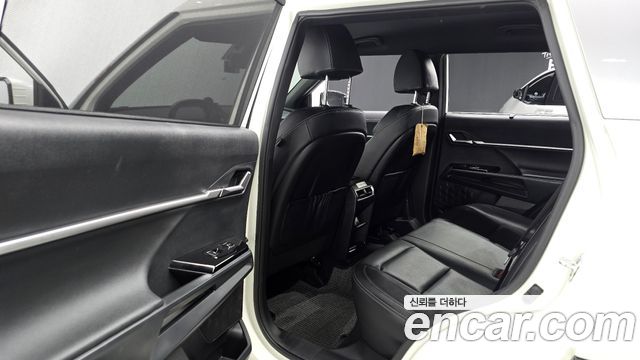 KG Mobility Torres 2024 — photo 12