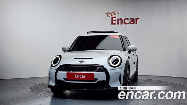 Mini Cooper 2023 — photo 3
