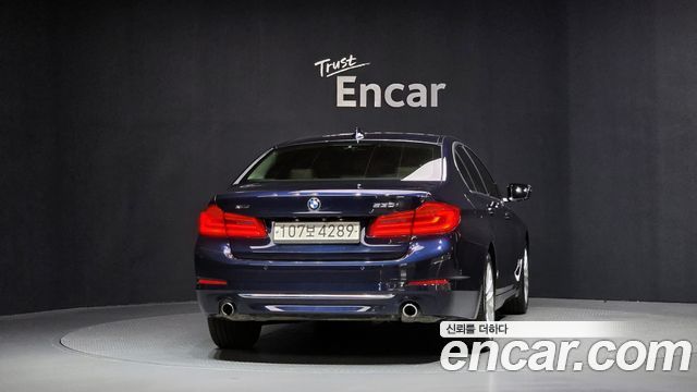BMW 5-Series 2020 — photo 4