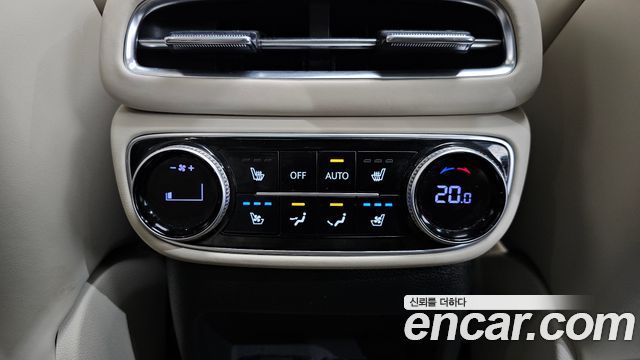 Genesis GV80 2020 — photo 18