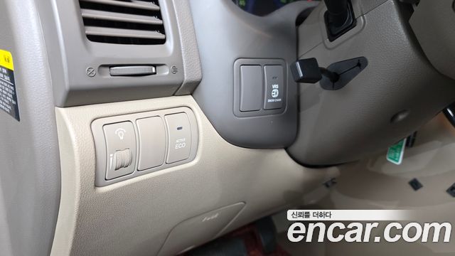 Kia Canival 2011 — photo 13
