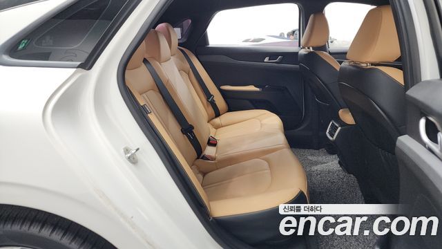 Kia K5 2020 — photo 12