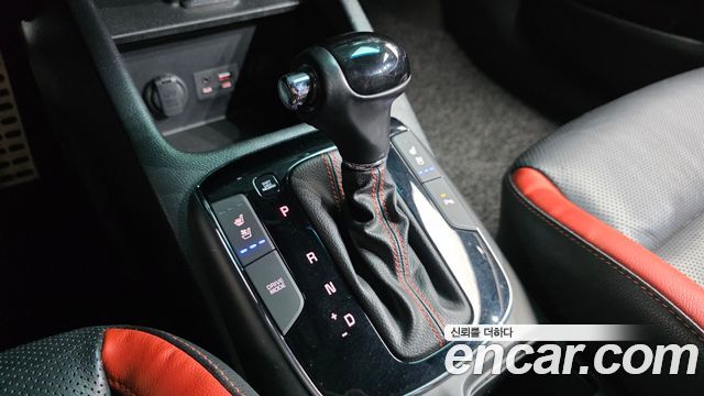 Kia K3 2017 — photo 9