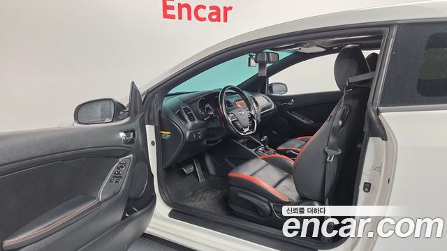 Kia K3 2017 — photo 12