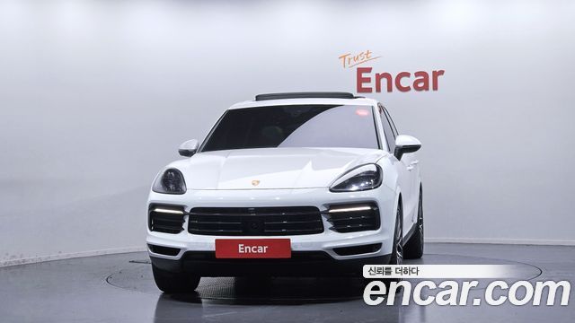 Porsche Cayenne 2022 — photo 3