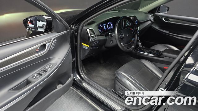 Hyundai Grandeur 2017 — photo 11