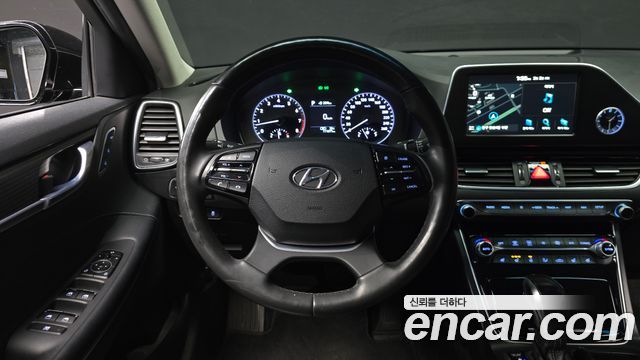 Hyundai Grandeur 2017 — photo 13