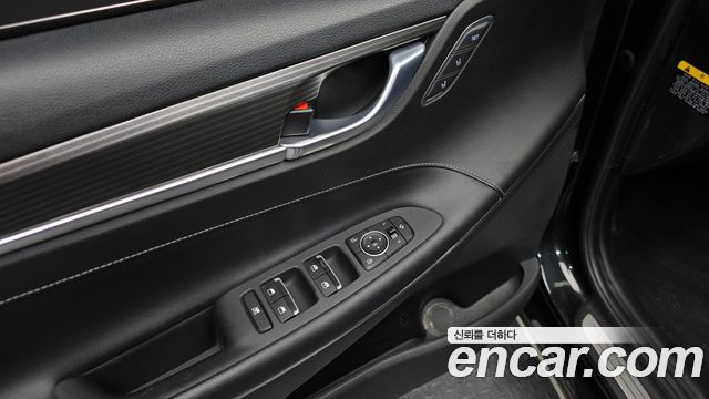 Hyundai Grandeur 2017 — photo 17