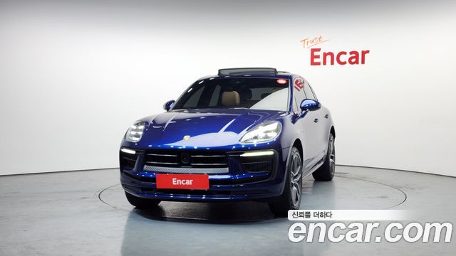 Porsche Macan 2022 — photo 3