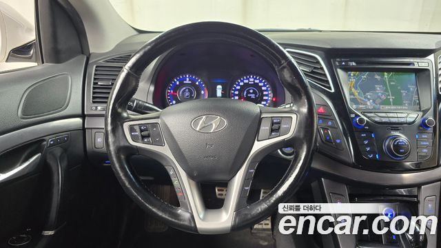 Hyundai i40 2014 — photo 13