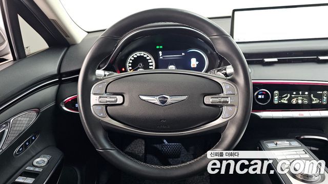 Genesis GV70 2022 — photo 13