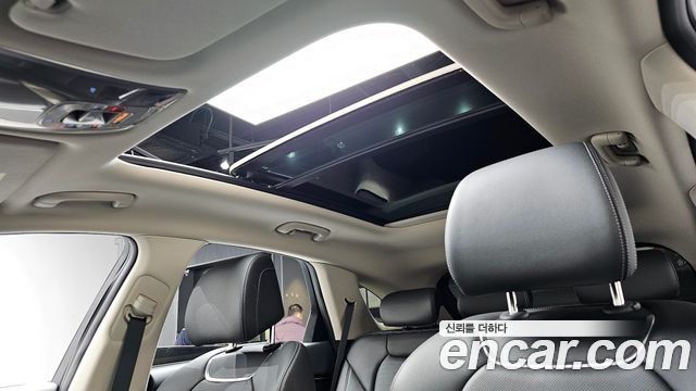 Genesis GV70 2022 — photo 19