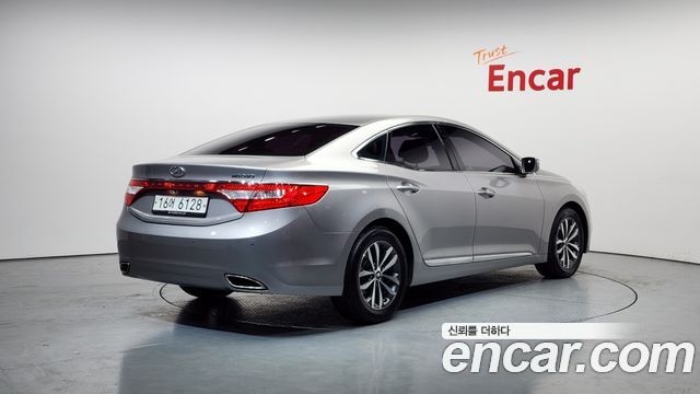 Hyundai Grandeur 2012 — photo 2