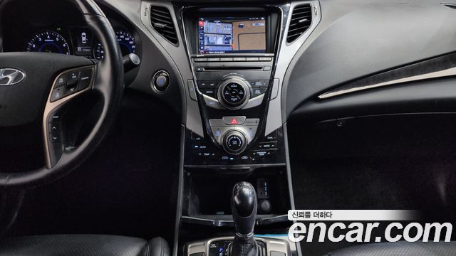 Hyundai Grandeur 2012 — photo 16