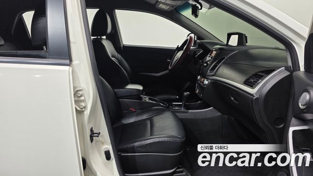 KG Mobility KORANDO 2015 — photo 11