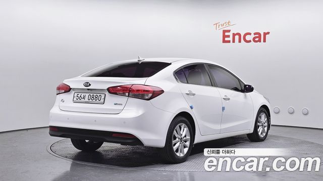 Kia K3 2016 — photo 2