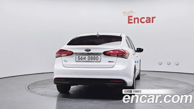 Kia K3 2016 — photo 4