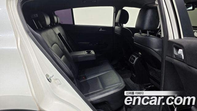 Kia Sportage 2016 — photo 12