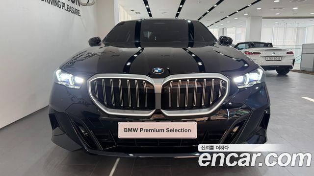 BMW 5-Series 2024 — photo 3