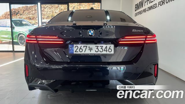 BMW 5-Series 2024 — photo 4