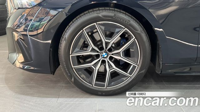 BMW 5-Series 2024 — photo 5