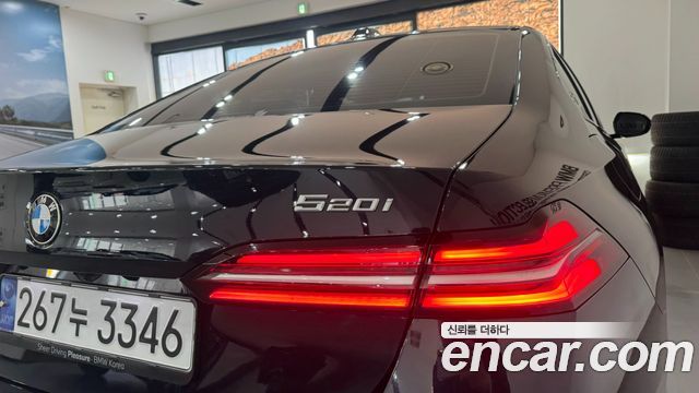 BMW 5-Series 2024 — photo 17