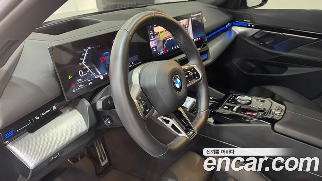 BMW 5-Series 2024 — photo 20
