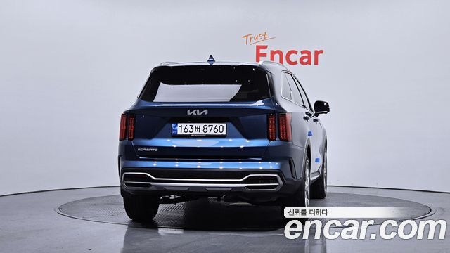 Kia Sorento 2023 — photo 4
