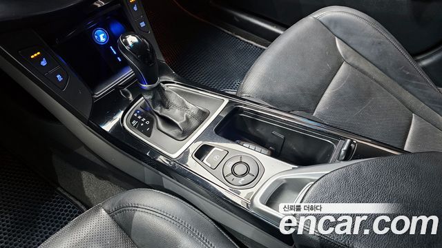 Hyundai i40 2014 — photo 9
