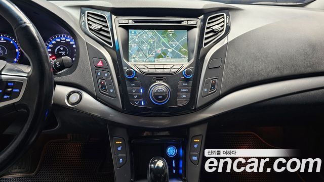 Hyundai i40 2014 — photo 14