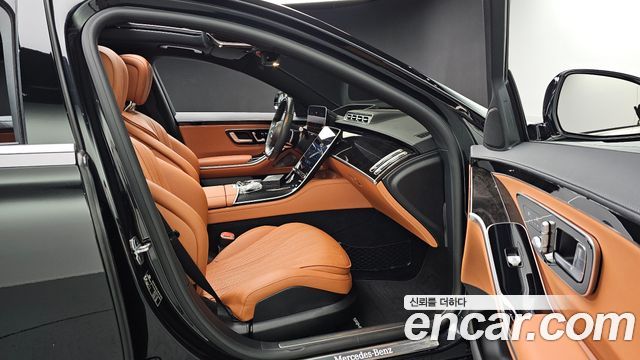 Mercedes-Benz S-Class 2022 — photo 10