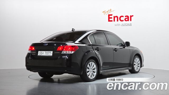 Subaru Legacy 2011 — photo 2