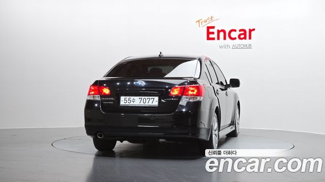 Subaru Legacy 2011 — photo 4